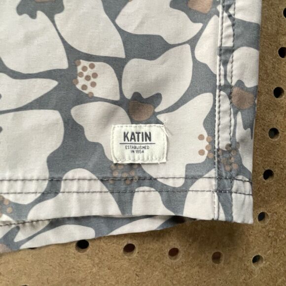 LNWOT Katin Board Shorts Swim Trunks Logo Button Fly Floral Beige Size 36 Men - Picture 3 of 10